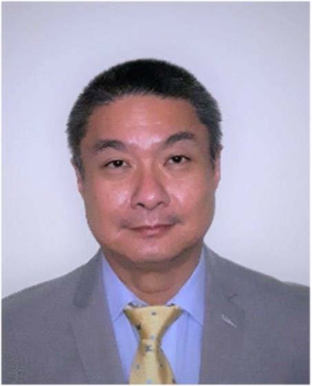 Dr Sam Hoetomo