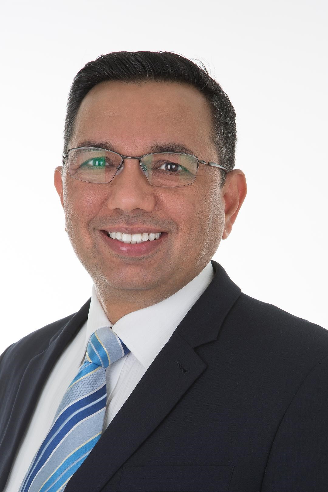 Dr Raj Dangi